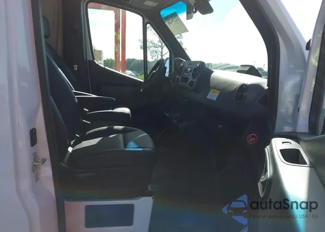 2025 Mercedes-Benz Sprinter 2500 Standard Roof 4-Cyl Diesel из США, поврежденный, VIN W1Y4KBHYXST225556